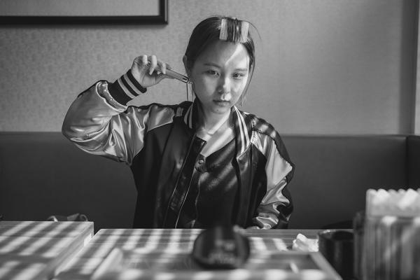 一位胸模的自白：有空就看话剧，最警惕商家点名要大胸
