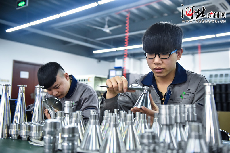 香河机器人小镇打造完备产业链 已入驻企业近40家 香河机器人小镇打造完备产业链 已入驻企业近40家